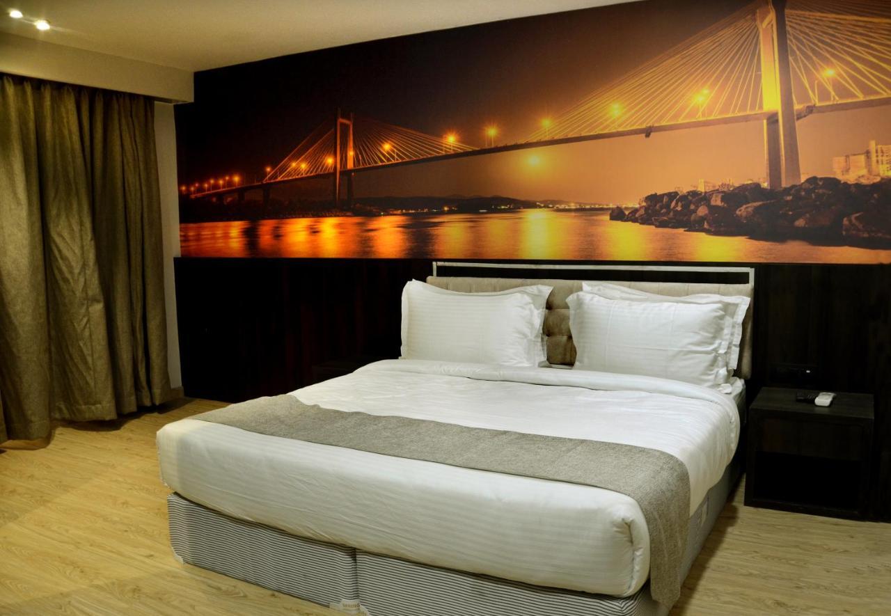 Noxx Residency Hotel Haora ภายนอก รูปภาพ